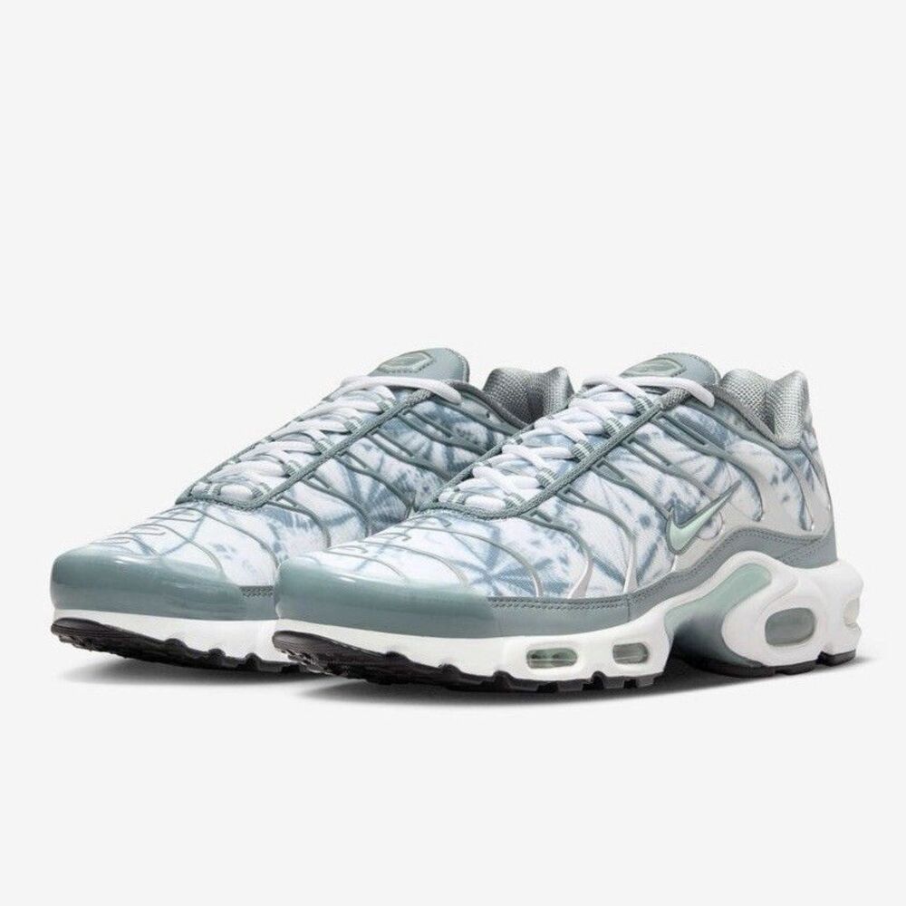 Nike Air Max Plus Origins Waterway Pack Shoes - Picture 2 of 10
